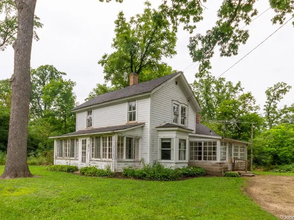 628 E Geneva St, Williams Bay, WI 53191