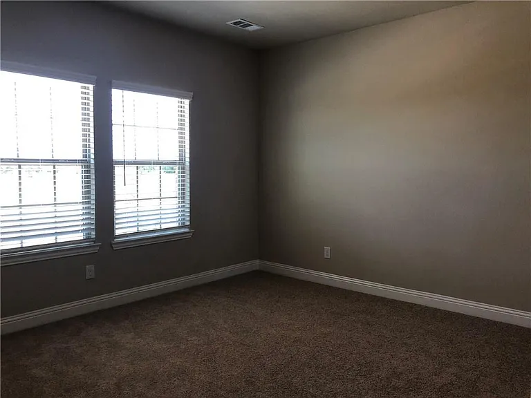 4592 Titus Cir — Photo 6