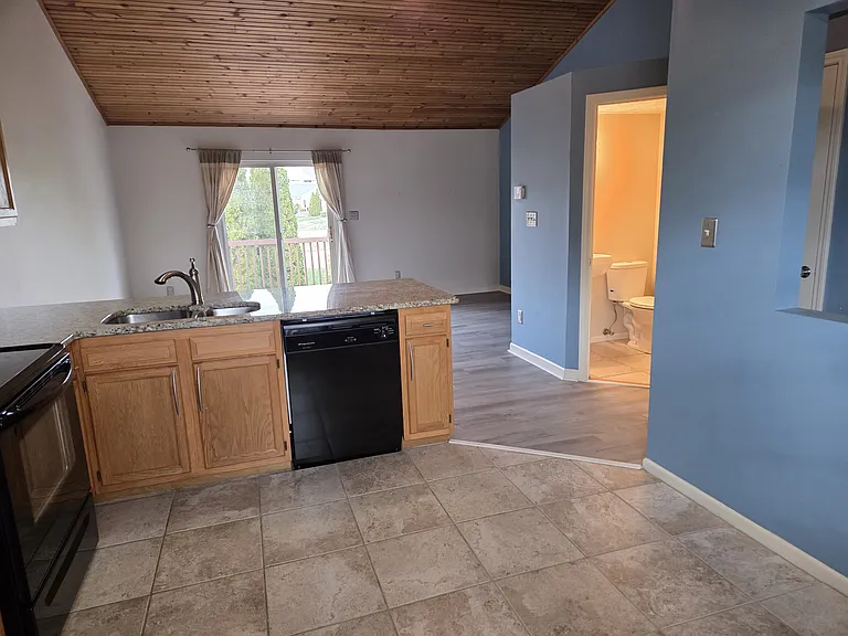 3523 Lochdale Ter — Photo 11