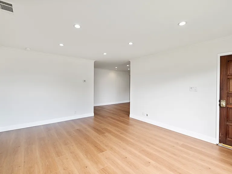 2622 Tartan Dr — Photo 19