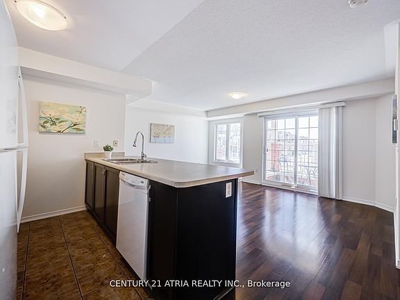 4th image of 129 Isaac Devins Blvd #5