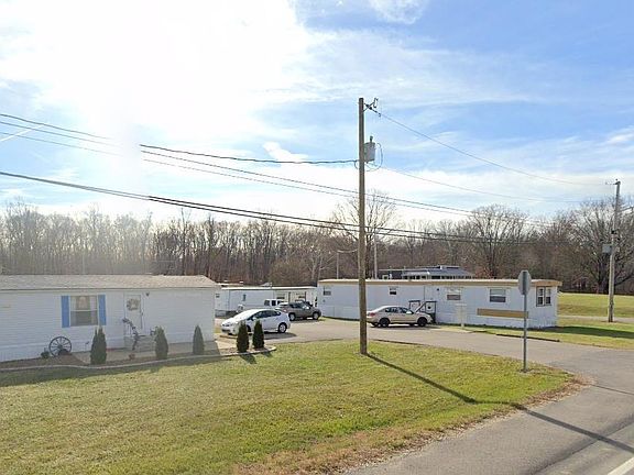 3rd image of 1121 State Road 46 Rd W