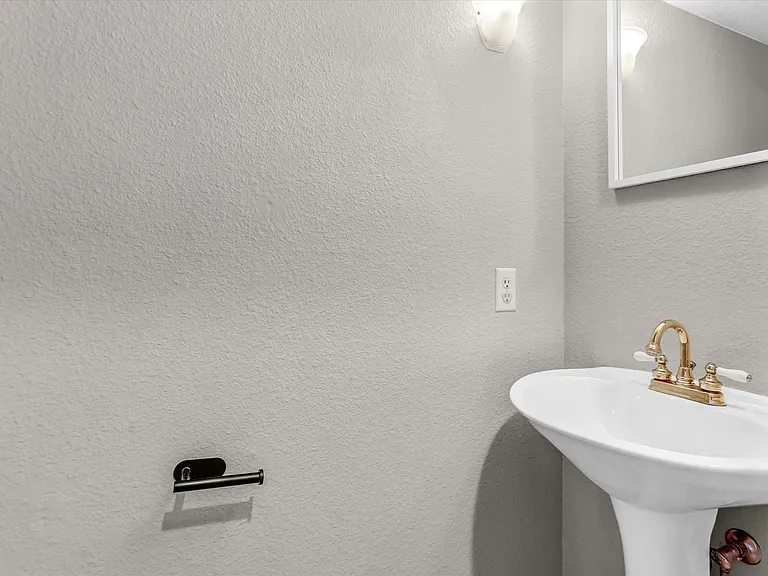 1361 Serena Cir #1 — Photo 15