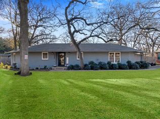 904 Briarwood Blvd, Arlington, TX 76013