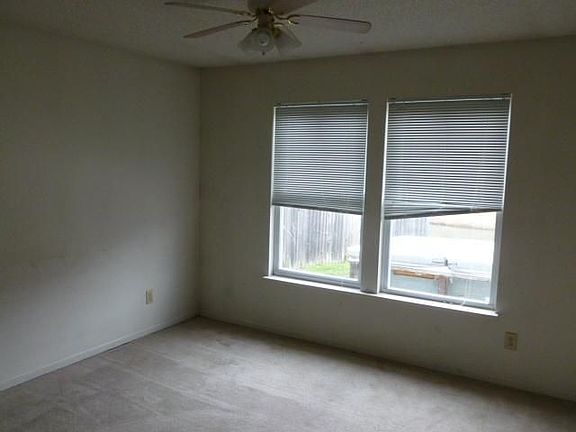 5th image of 2917 Redland Ln