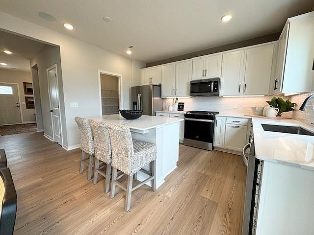 4863 Airlake Dr, Woodbury, MN 55129 | Zillow