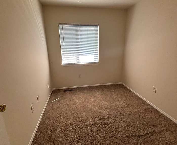 6499 Woodgreen Cir — Photo 7
