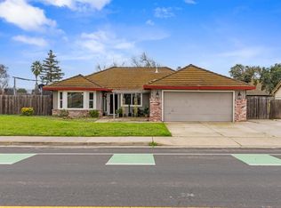 194 W Elm Ave, Galt, CA 95632