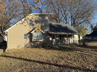 1719 13th Ave, Central City, NE 68826