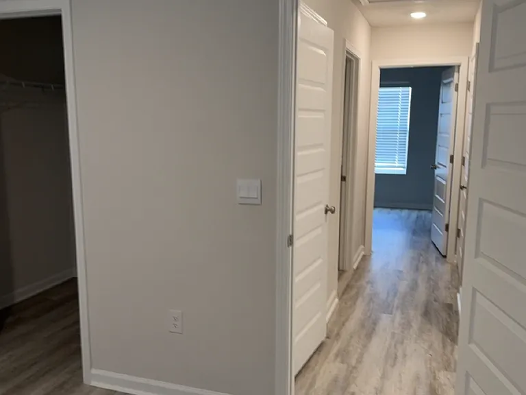 2537 Sutton Place Dr — Photo 12