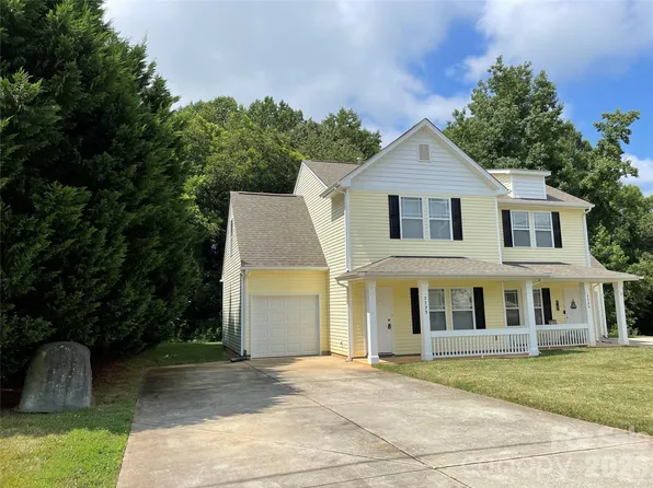 7723 Keistlers Store Rd, Sherrills Ford, NC 28673