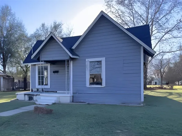 507 Natchez St, Hearne, TX 77859