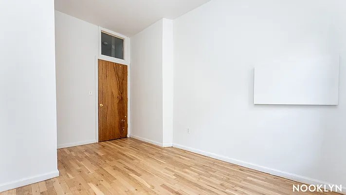 Rented by Nooklyn NYC LLC | media 19