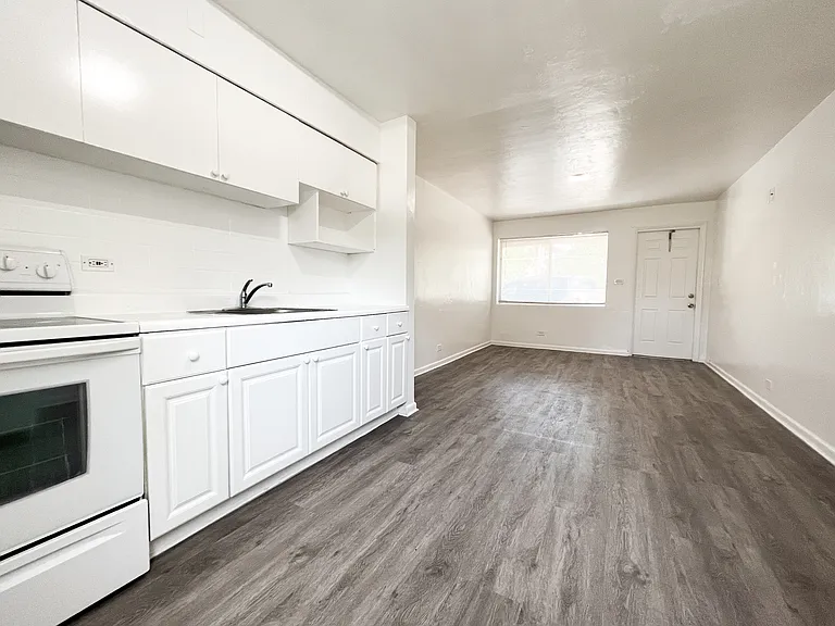 521 S Federal Hwy #2 — Photo 5
