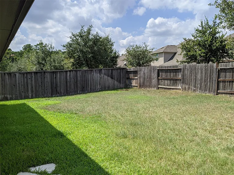 114 N Heritage Mill Cir — Photo 14