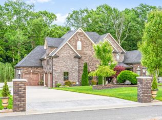 1739 Double R Blvd, Clarksville, TN 37042