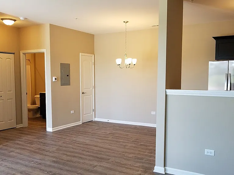 4402-4432 Timber Ridge Ct — Photo 6