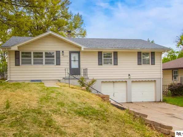 6634 Curtis Ave, Omaha, NE 68104