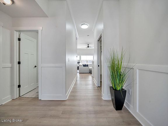 3rd image of 5712 Sugar Berry Ln