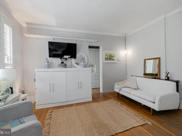 2527 Q St NW APT 206, Washington, DC 20007