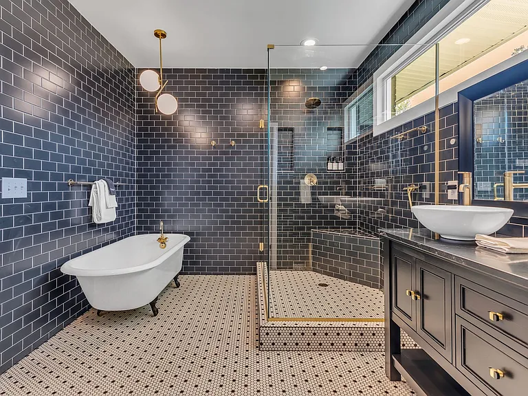 3008 Windemere Cir — Photo 3