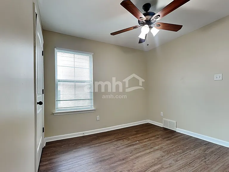 1242 Carlton Ridge Dr — Photo 16