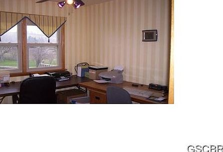 4th image of 2601 Memorial Dr