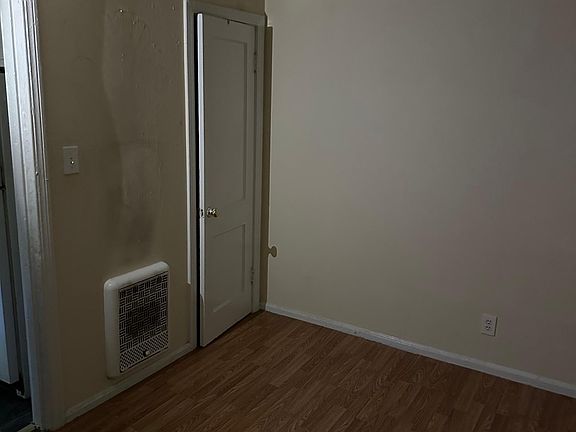 5th image of 759 Monroe St APT 4