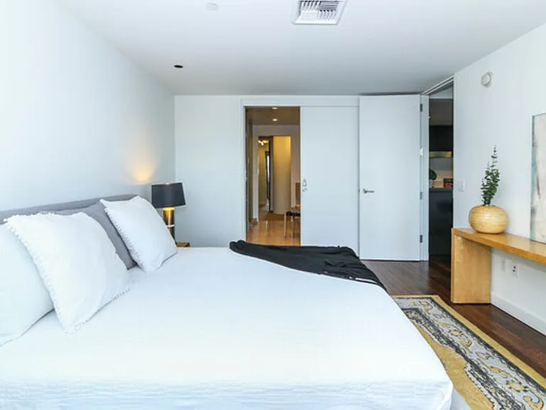 6250 Hollywood Blvd #10N — Photo 13