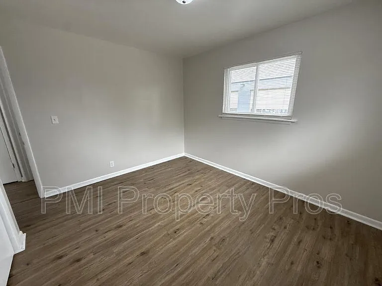 7701 W Hampton Ave #4 — Photo 17