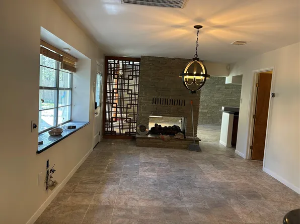 827 Monte Cello St, Houston, TX 77024