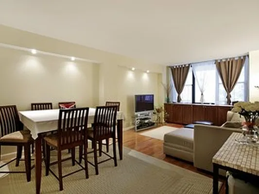 Sold by Corcoran | media 8