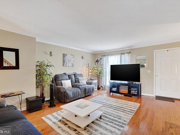 3rd image of 2756 Seabiscuit St #17-A