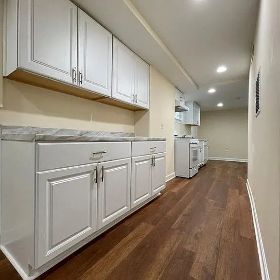 2106 Pawnee Dr SE — Photo 17