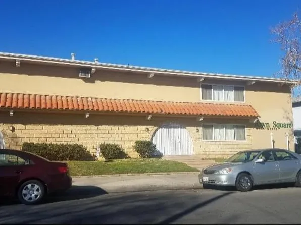 38521 5th St E APT 7, Palmdale, CA 93550
