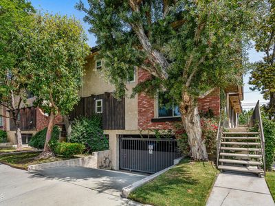 750 N Whitnall Hwy #12, Burbank, CA, 91505