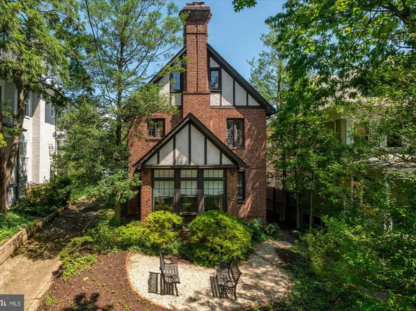 3419 Lowell St NW, Washington, DC 20016