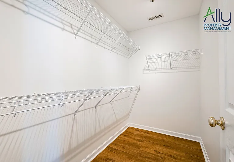 409 S Magnolia Ave #1 — Photo 23