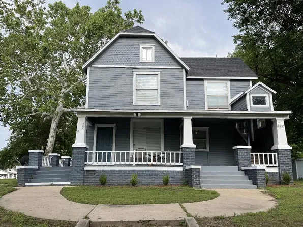505 N 4th St, Arkansas City, KS 67005