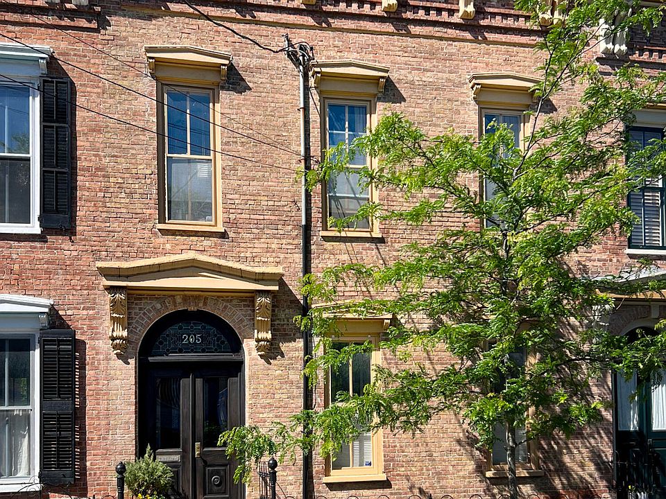1st image of 205 Allen Street