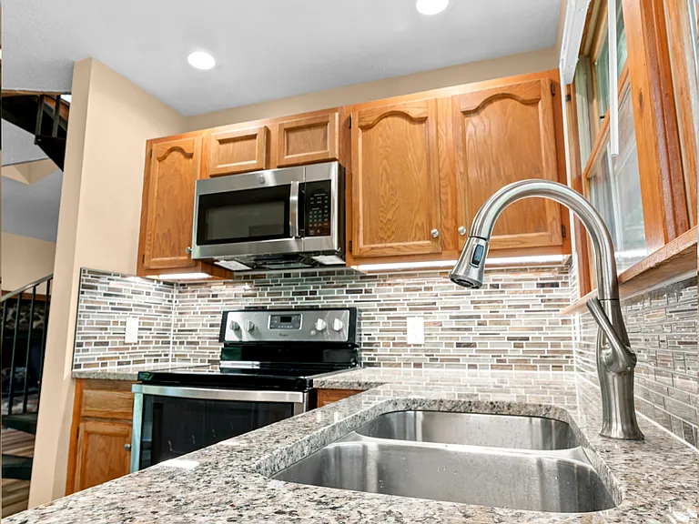 4967 Blue Mountain Rd — Photo 30