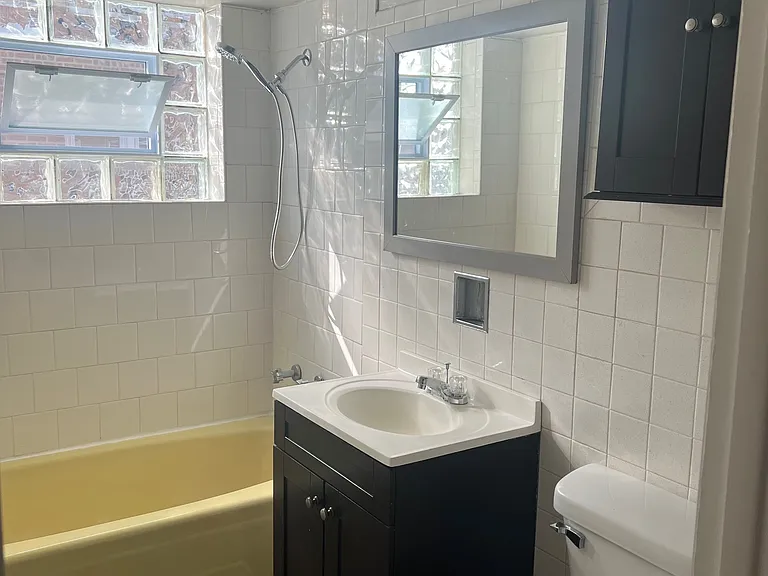 3609 W 79th St #2 — Photo 13