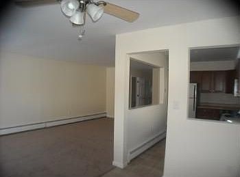 5th image of 114 Vails Gate Heights Dr
