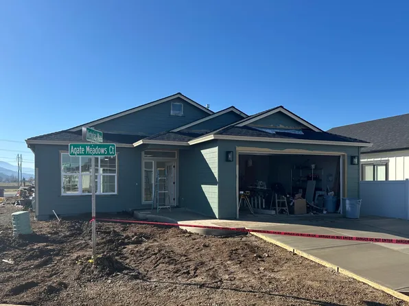 3716 Agate Meadows Ct, White City, OR 97503