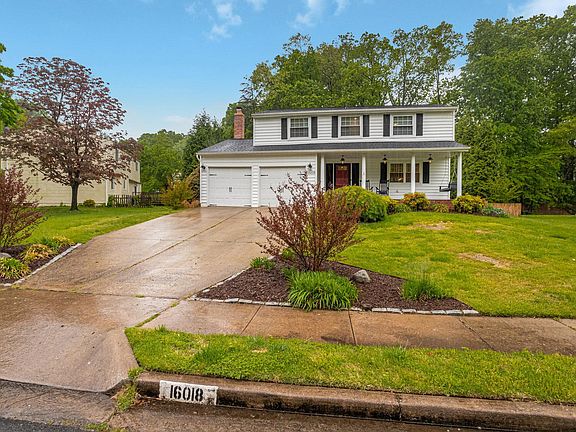 3rd image of 16018 Indus Dr