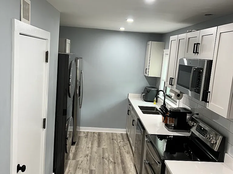 1560 Harvard Ave #1 — Photo 30