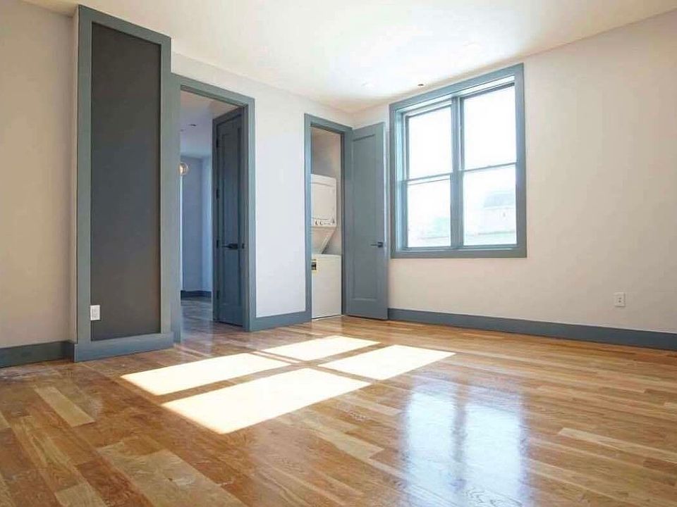 1st image of 356 Bedford Ave APT 3A