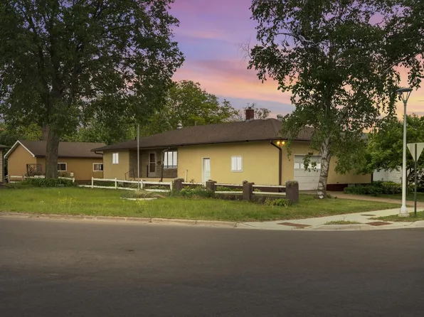2530 Onalaska AVENUE, La Crosse, WI 54603