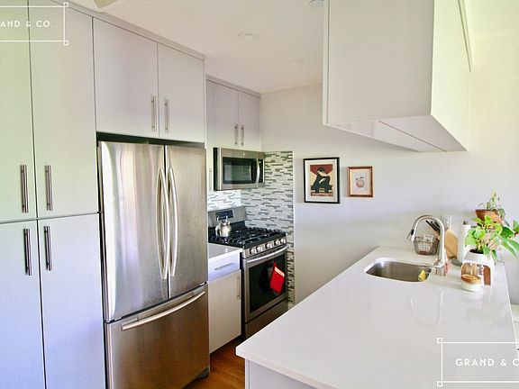 4th image of 94 Norman Ave APT 3A