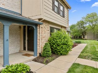 13333 Hiddendale Ln, Ballwin, MO 63021